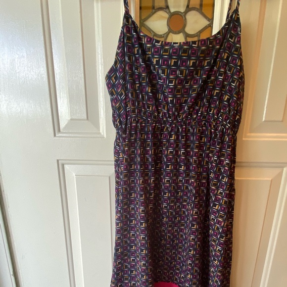 Dress with pink bottom - Picture 1 of 3